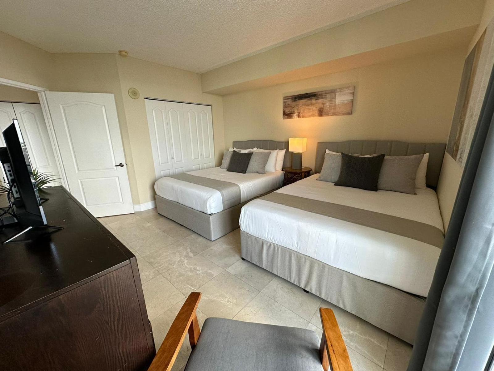 Beautiful Asian Retreat 2Bd 2Bth Apt Min To Beach マイアミビーチ エクステリア 写真