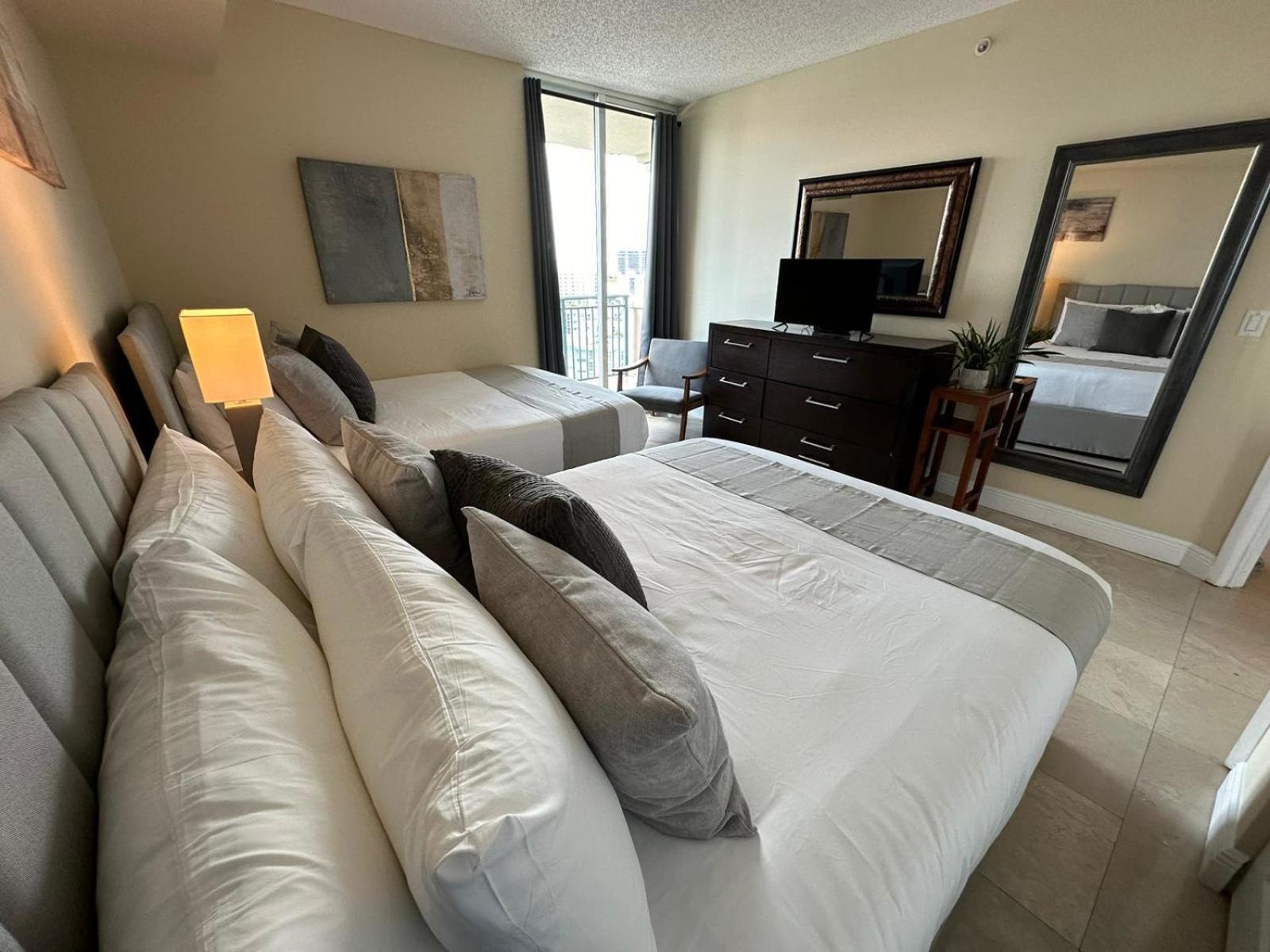 Beautiful Asian Retreat 2Bd 2Bth Apt Min To Beach マイアミビーチ エクステリア 写真